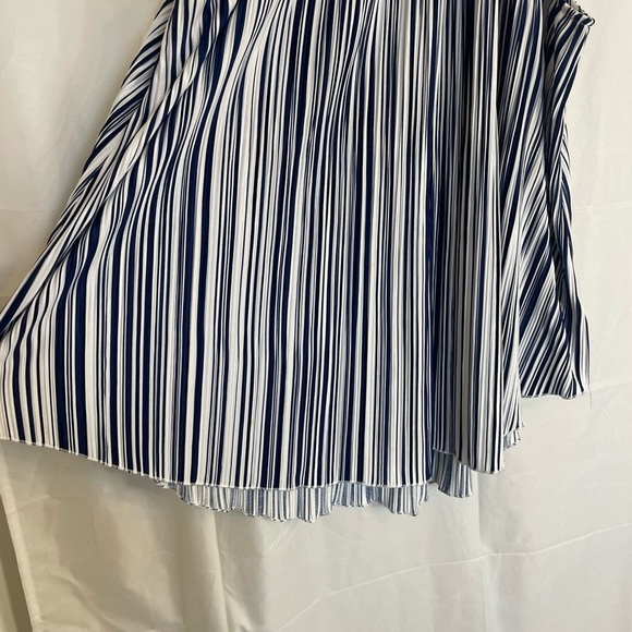 JOSEPH A Women’s Navy Blue White Stripe High Neck Sleeveless Blouse Size Medium - Picture 7 of 11